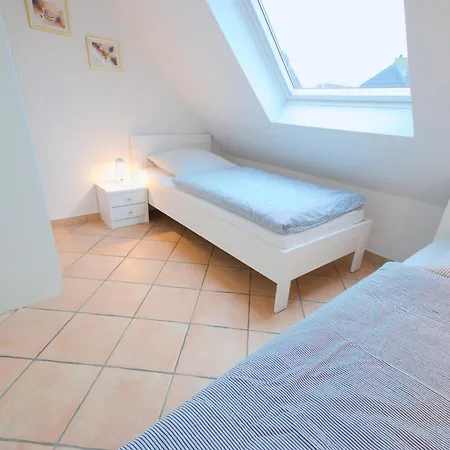 Apartamento Moewe 4 *